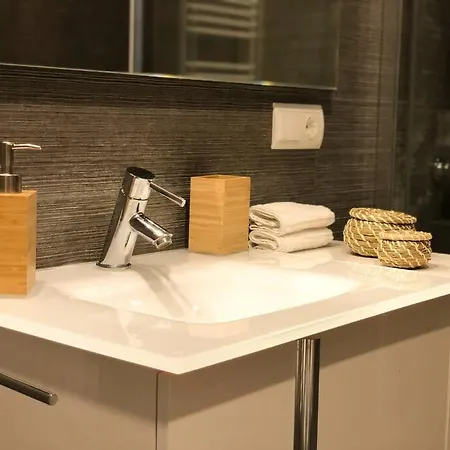 Loft Con Estilo Y Terraza En Centro Historico Appartamento Valenza