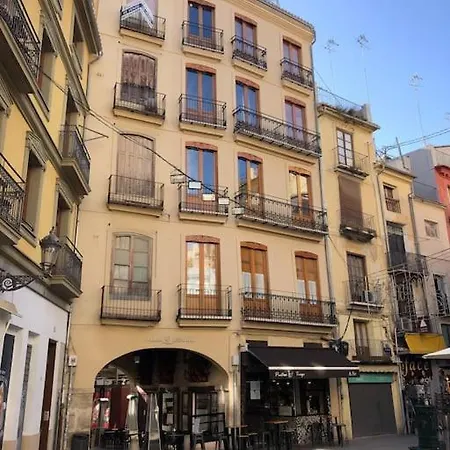 Апартаменты Loft Con Estilo Y Terraza En Centro Historico Валенсия